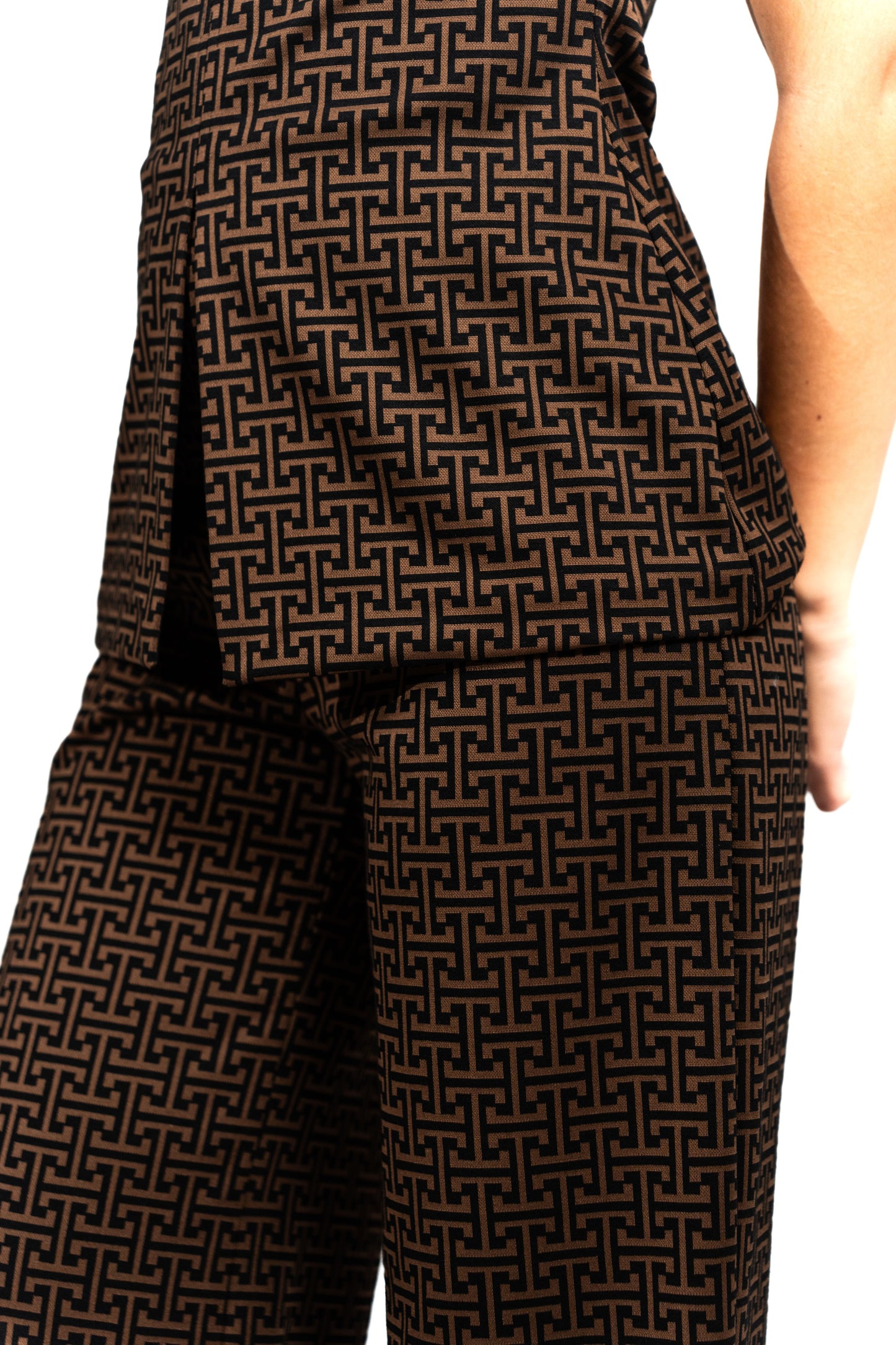 Completo top e pantalone