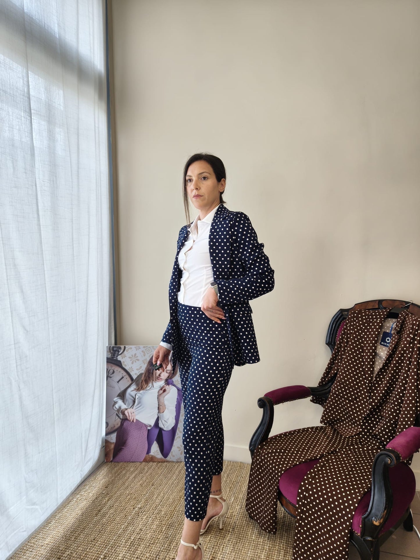Tailleur a pois